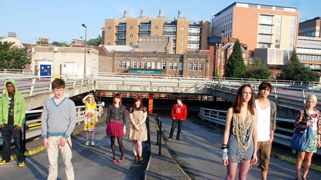 Skins 2. Sezon 7. Bölüm izle